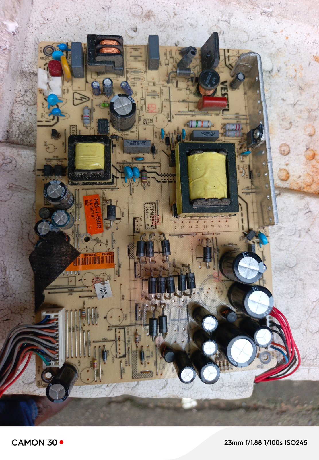 VESTEL 17PW25-4