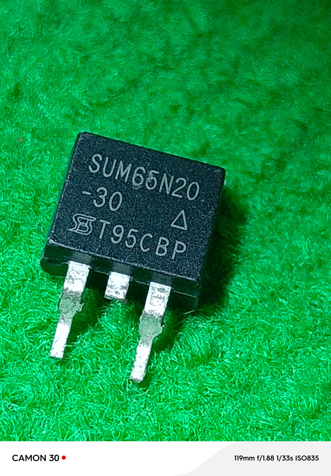SUM65N20