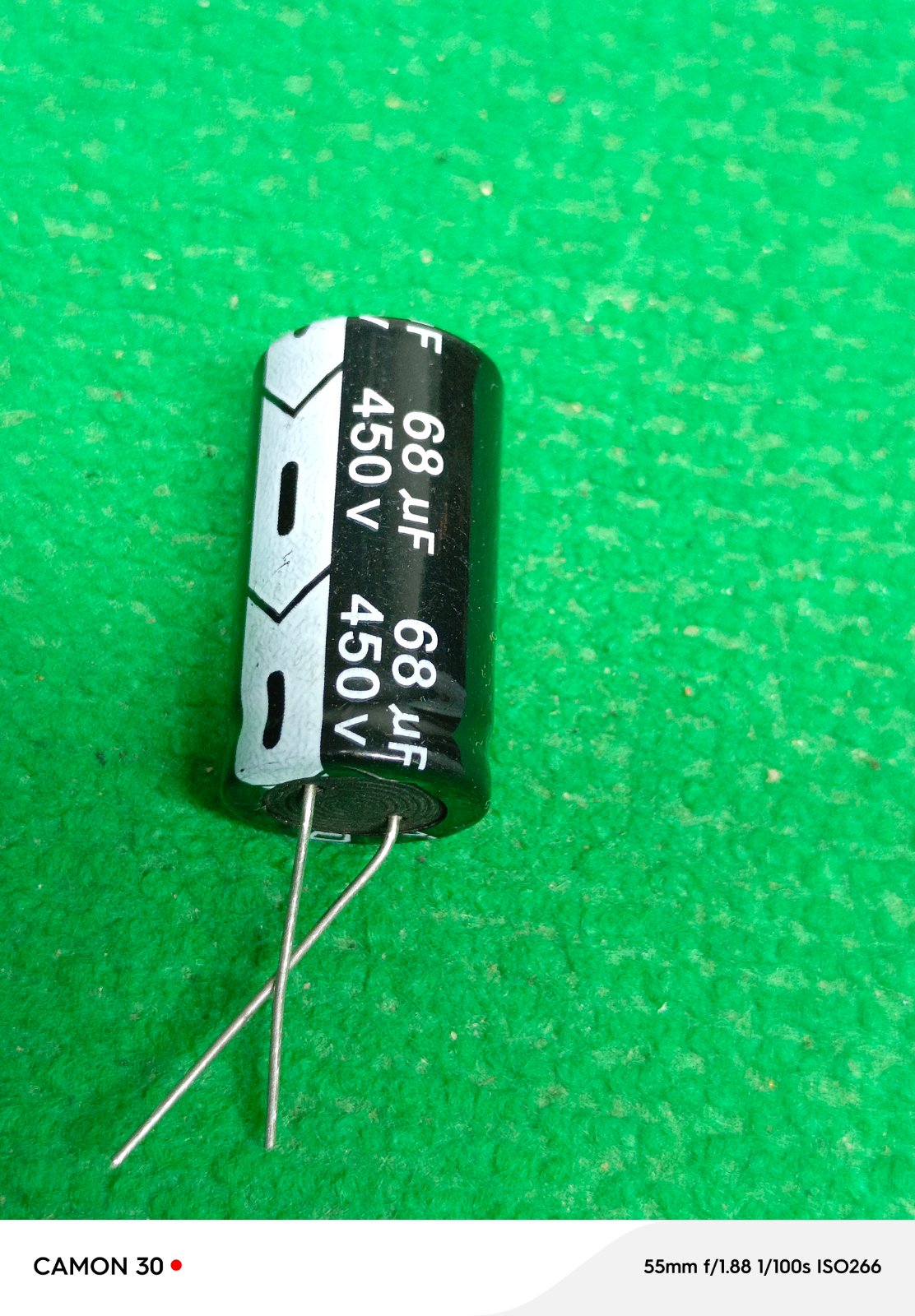 Capacitor 450V 68uF 18x32mm