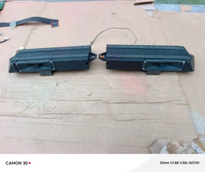 Speakers samsung 40/ Haut parleur samsung 40