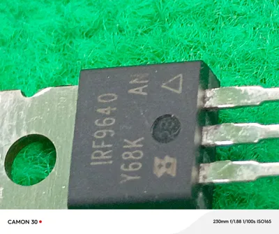 IRF9640 mos P 11A 200V TO-220