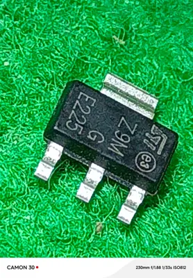 Z0109M (Z9M) Triac SOT-223 1A 600V