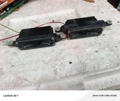 Speaker/Haut parleur