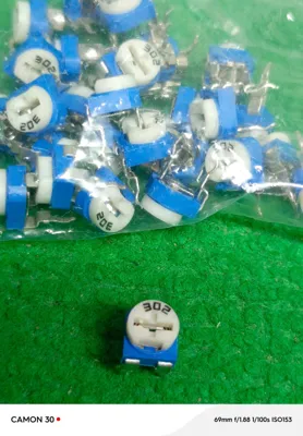 Trimpot 3K Ohm variable resistor